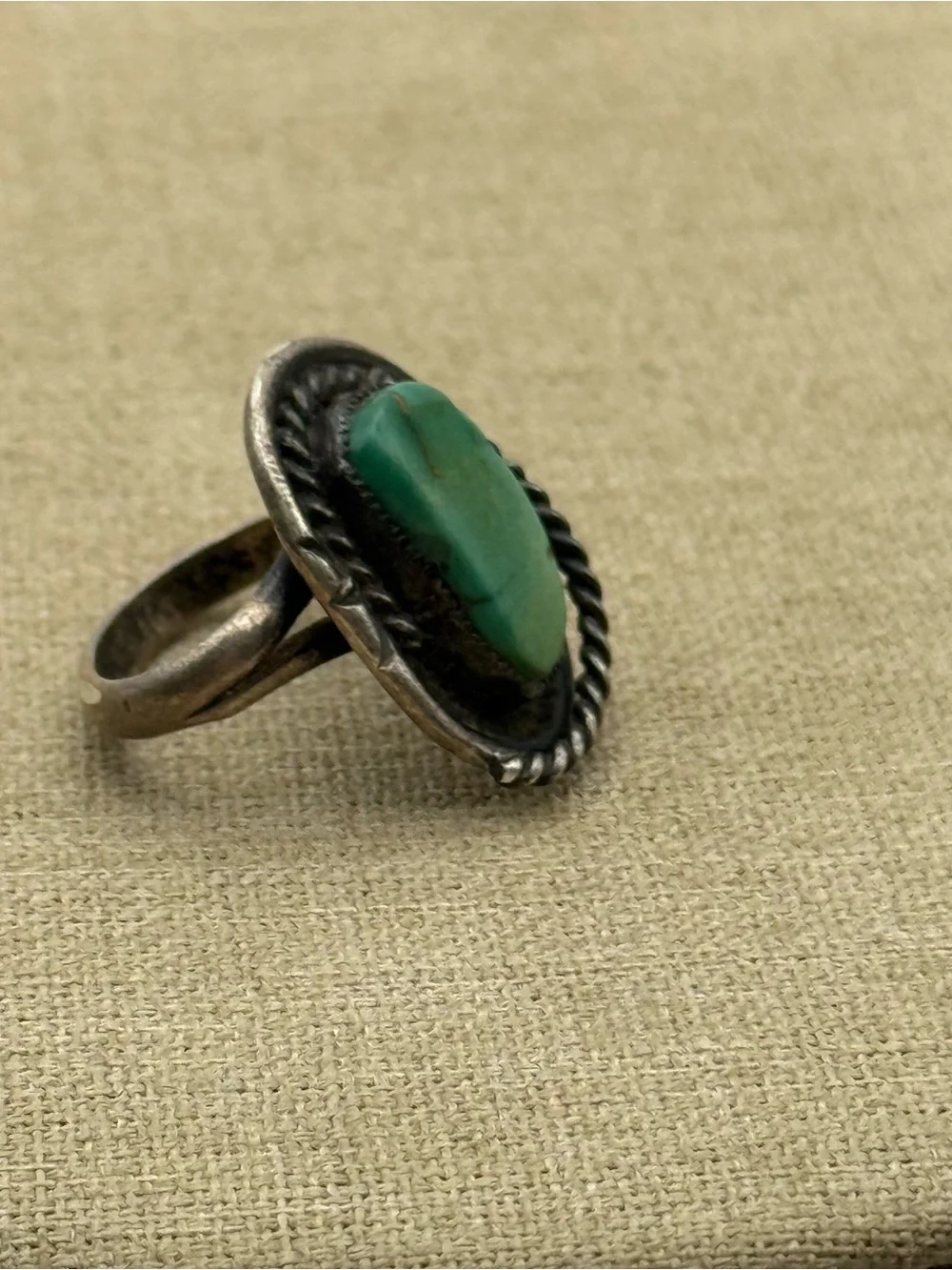 Vintage Navajo Turquoise Stone Sterling Silver Ring